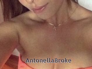 AntonellaBroke