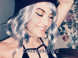 Collegekid_lyd