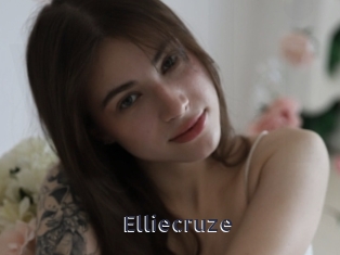 Elliecruze