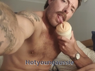 Hotyoungaussie