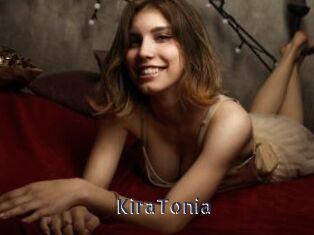 KiraTonia