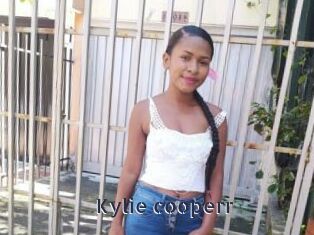 Kylie_cooperr