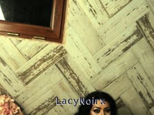 LacyNoirx