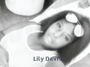 Lily_Davis