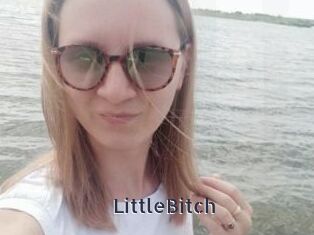 LittleBitch webcam livesex