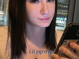 lilygrows webcam livesex