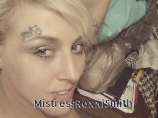 MistressRoxxiSmith