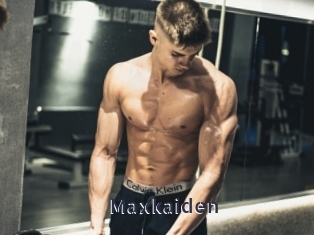 maxkaiden webcam livesex