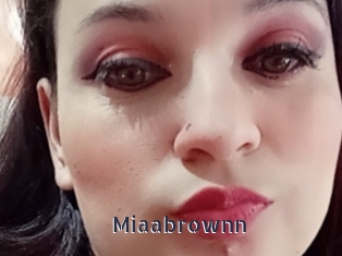 Miaabrownn
