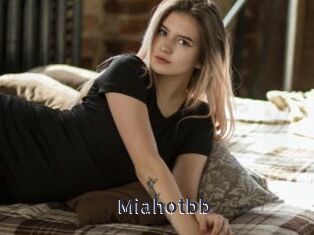 Miahotbb