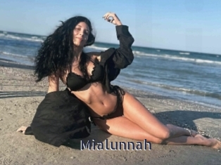 mialunnah webcam livesex
