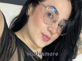 mialuxmore webcam livesex