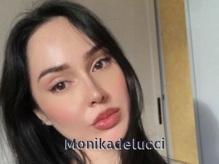 Monikadelucci