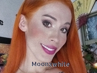 Moonxwhite