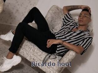 Ricardo_hoot