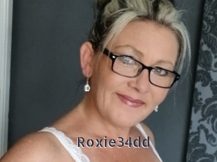 Roxie34dd