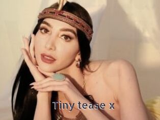 Tiny_tease_x
