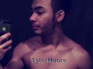 Tyler_Moore